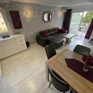  Apartment Piscis