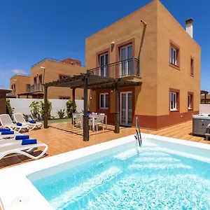 villa-leonor-mirador-de-las-dunas.hotelsfuerteventura.org/